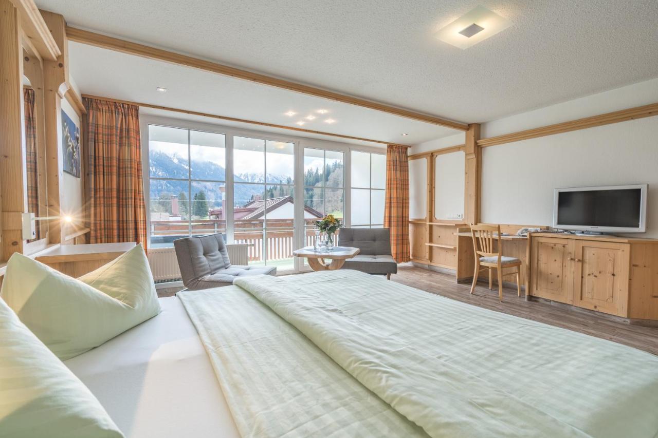 Wohlfühlhotel Frohsinn Fischen im Allgäu Exterior foto