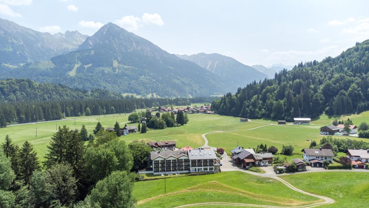 Wohlfühlhotel Frohsinn Fischen im Allgäu Exterior foto